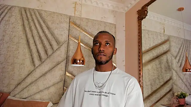 Snapshot of JamesParck chatting on 03/05/25, 06:56 JamesParck online show from 03/05/25, 06:56