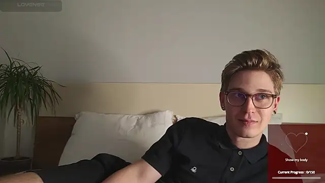 Shirizi online show from 11/09/25, 02:54