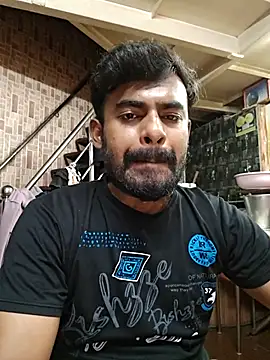 Snapshot of rayhan085 chatting on 09/14/25, 09:15 rayhan085 online show from 09/14/25, 09:15