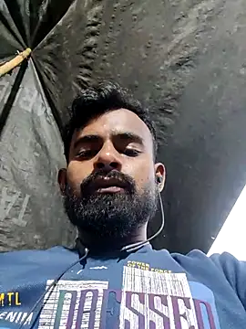 Snapshot of rayhan085 chatting on 02/22/25, 11:35 rayhan085 online show from 02/22/25, 11:35