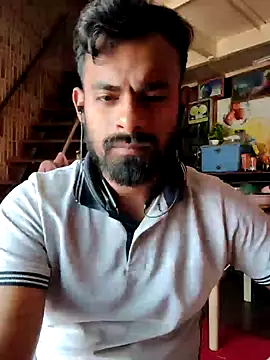 Snapshot of rayhan085 chatting on 03/03/25, 07:24 rayhan085 online show from 03/03/25, 07:24