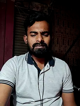 Snapshot of rayhan085 chatting on 03/03/25, 05:52 rayhan085 online show from 03/03/25, 05:52