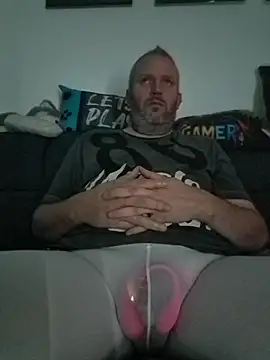 ShyBoy1982 online show from 11/16/25, 08:24