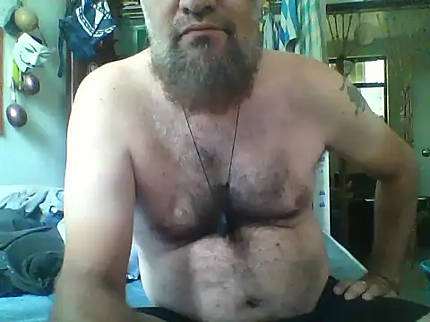 Snapshot of LECHEBALLS chatting on 05/05/26, 05:16 LECHEBALLS online show from 05/05/26, 05:16