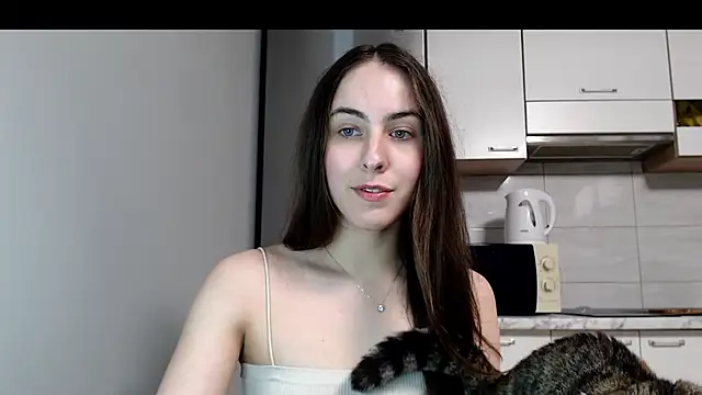 Snapshot of SierraSky_ chatting on 04/28/26, 05:17 SierraSky online show from 04/28/26, 05:17
