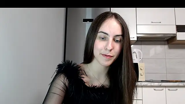 Snapshot of SierraSky_ chatting on 05/23/26, 05:23 SierraSky online show from 05/23/26, 05:23