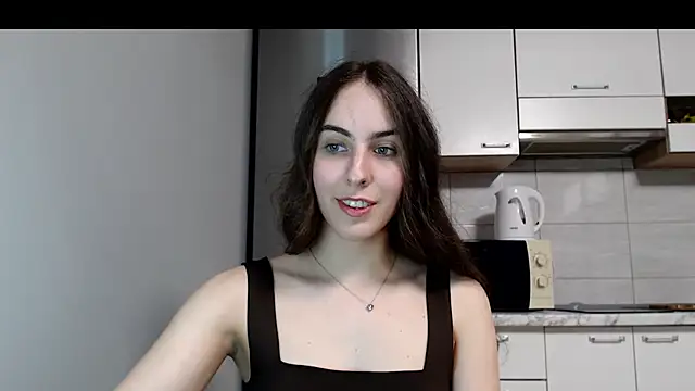 Snapshot of SierraSky_ chatting on 05/08/26, 05:17 SierraSky online show from 05/08/26, 05:17