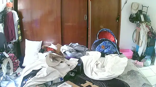 jperezofficial1 online show from 10/06/25, 03:46