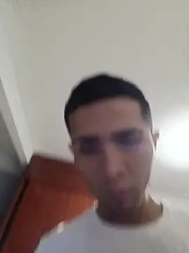 jperezofficial1 online show from 11/18/25, 04:38