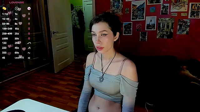 Snapshot of tenderdreams chatting on 10/11/25, 09:27 tenderdreams online show from 10/11/25, 09:27
