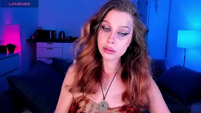 tenderdreams online show from 10/24/25, 07:13