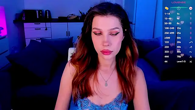 tenderdreams online show from 11/08/25, 08:23