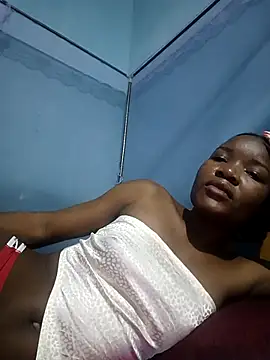 cocolicky online show from 10/31/25, 05:37