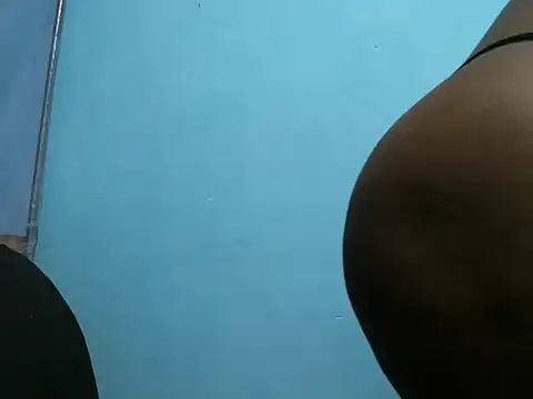 cocolicky online show from 11/12/25, 07:51