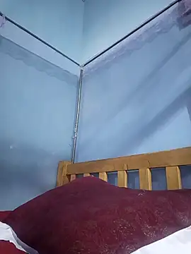 cocolicky online show from 10/18/25, 08:16