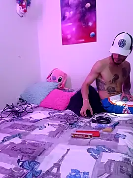 Leslly  online show from 03/22/25, 06:47