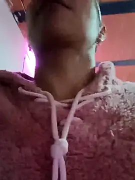 Snapshot of Leslly_ chatting on 04/01/26, 07:20 Leslly online show from 04/01/26, 07:20