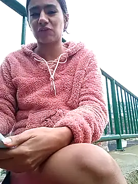 Leslly  online show from 09/11/25, 11:43