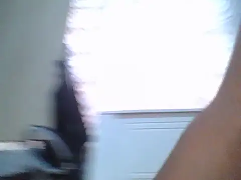 reeceg2 online show from 10/31/25, 04:31