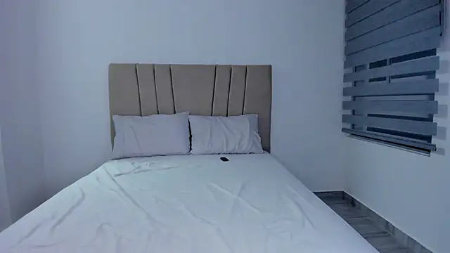 Natasha-28 online show from 11/23/25, 02:32