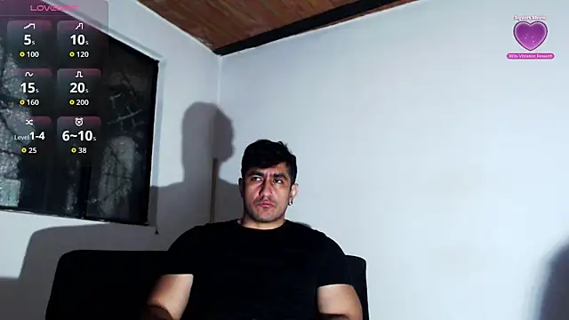 Snapshot of willian_m777 chatting on 06/06/26, 03:34 willian m777 online show from 06/06/26, 03:34