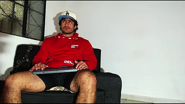 willian m777 online show from 02/07/25, 04:16