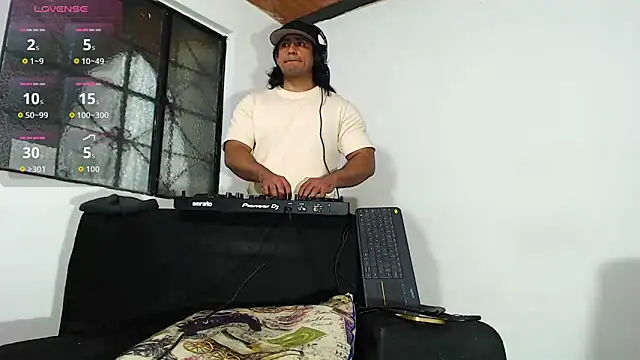 willian m777 online show from 03/02/26, 03:40