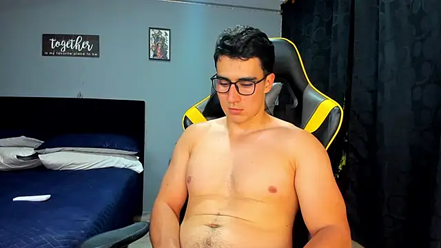 owengray2n online show from 09/13/25, 02:22