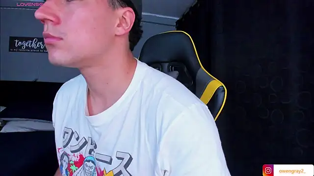 owengray2n online show from 10/18/25, 01:51