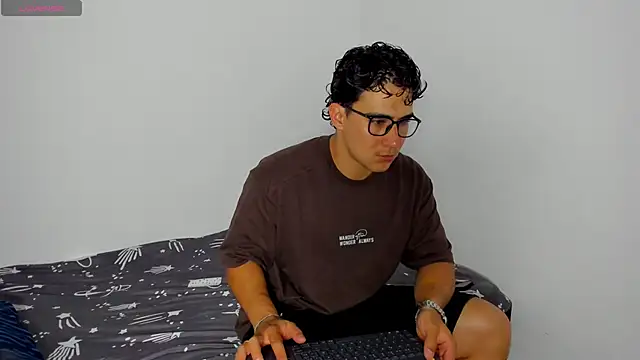 owengray2n online show from 01/11/26, 04:08