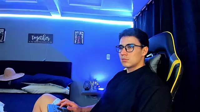 owengray2n online show from 09/28/25, 12:50