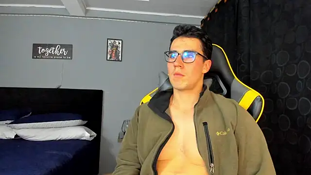 owengray2n online show from 09/25/25, 01:55