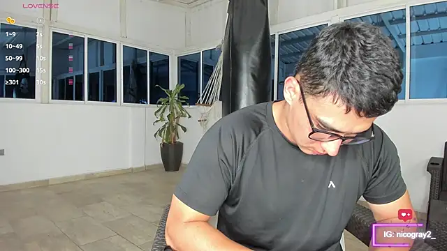 owengray2n online show from 03/13/25, 01:54