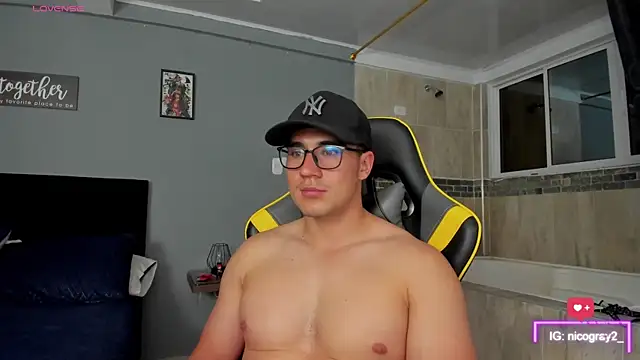 owengray2n online show from 03/08/25, 04:56