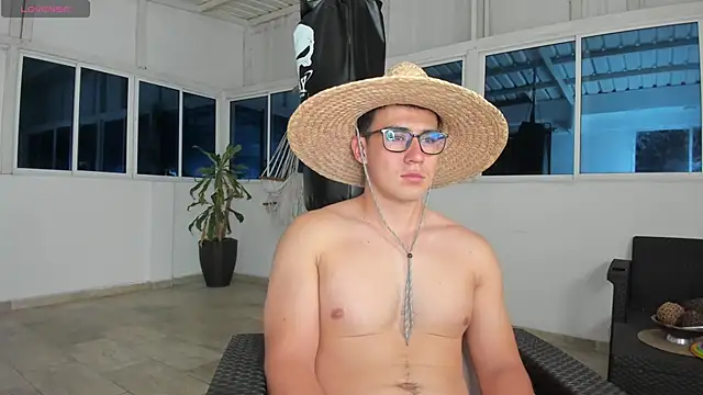 owengray2n online show from 03/12/25, 02:09