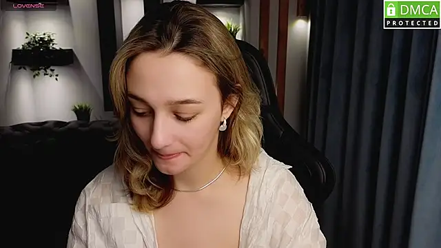 Snapshot of Sinty_Noria chatting on 03/02/25, 05:44 Sinty Noria online show from 03/02/25, 05:44