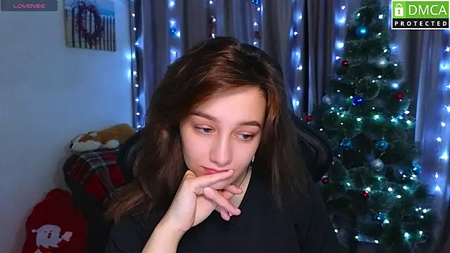 Sinty Noria online show from 12/19/25, 01:09