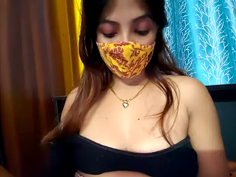 cutesoma2 online show from 11/18/25, 06:11