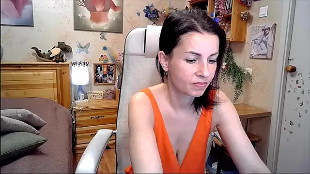 Kendra Mom online show from 04/23/26, 10:00
