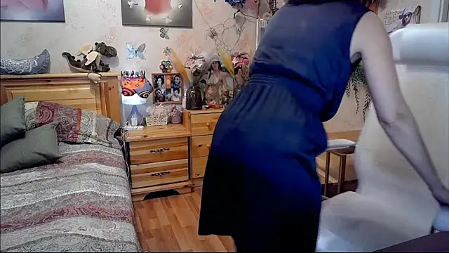 Snapshot of Kendra_Mom chatting on 12/05/24, 11:55 Kendra Mom online show from 12/05/24, 11:55