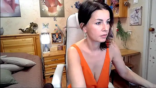 Kendra Mom online show from 02/08/26, 10:24