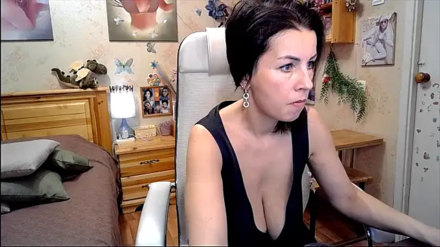 Kendra Mom online show from 02/06/26, 09:38