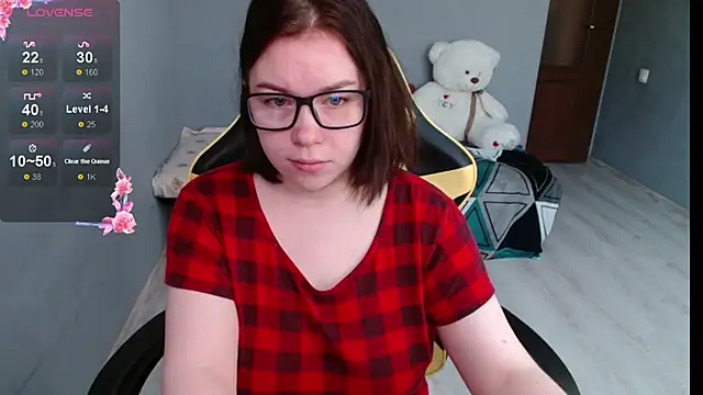 Emily Amorre online show from 09/25/25, 01:11