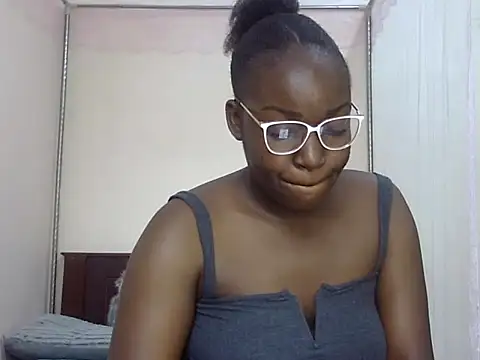 Sexy racy rebel  online show from 02/05/26, 10:33