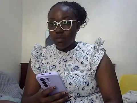 Snapshot of Sexy_racy_rebel_ chatting on 07/07/26, 01:03 Sexy racy rebel online show from 07/07/26, 01:03
