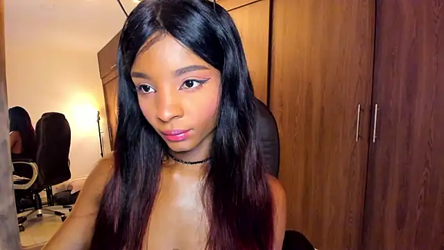 alikahouston4 online show from 09/19/25, 03:43