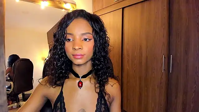 alikahouston4 online show from 10/15/25, 02:43