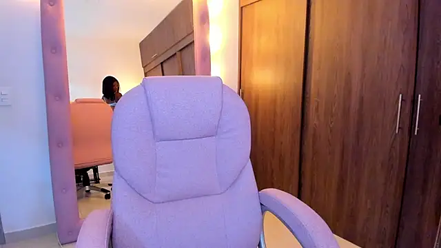 Snapshot of alikahouston4 chatting on 02/26/26, 01:38 alikahouston4 online show from 02/26/26, 01:38