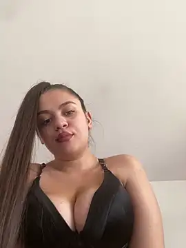 ayshalove online show from 02/24/25, 01:42