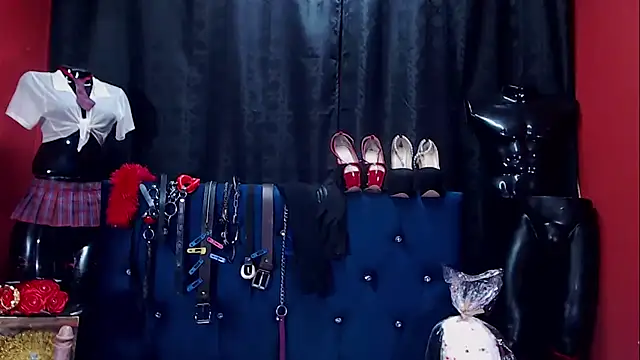 Hannamariana online show from 04/07/26, 01:02